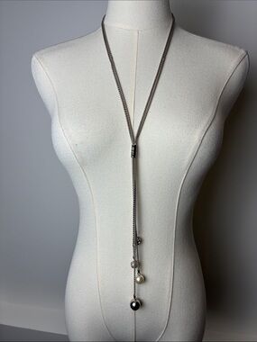Silver tone Long Lariat Necklace with Mixed Pearl Drops